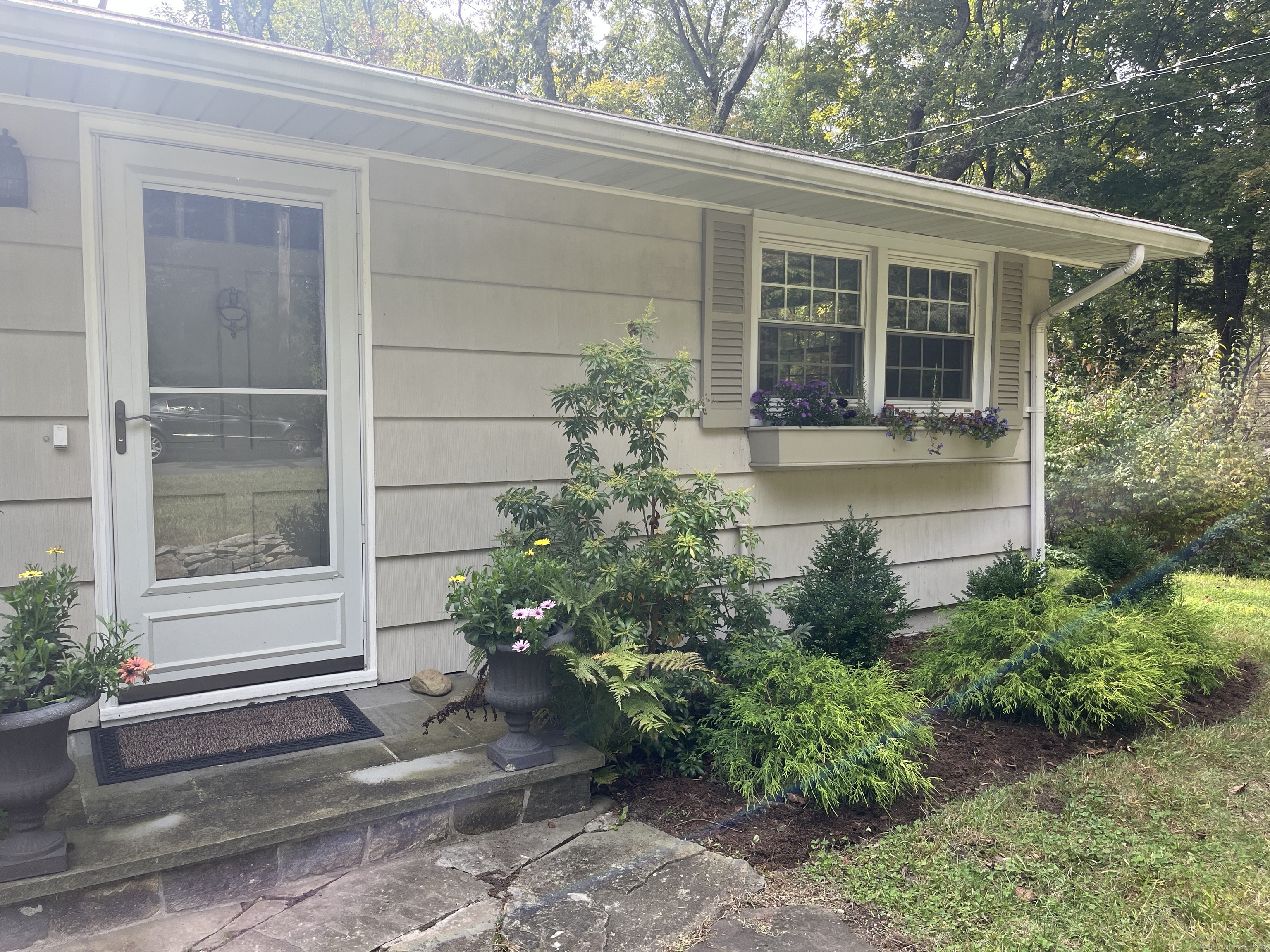 415 Barrack Hill Road