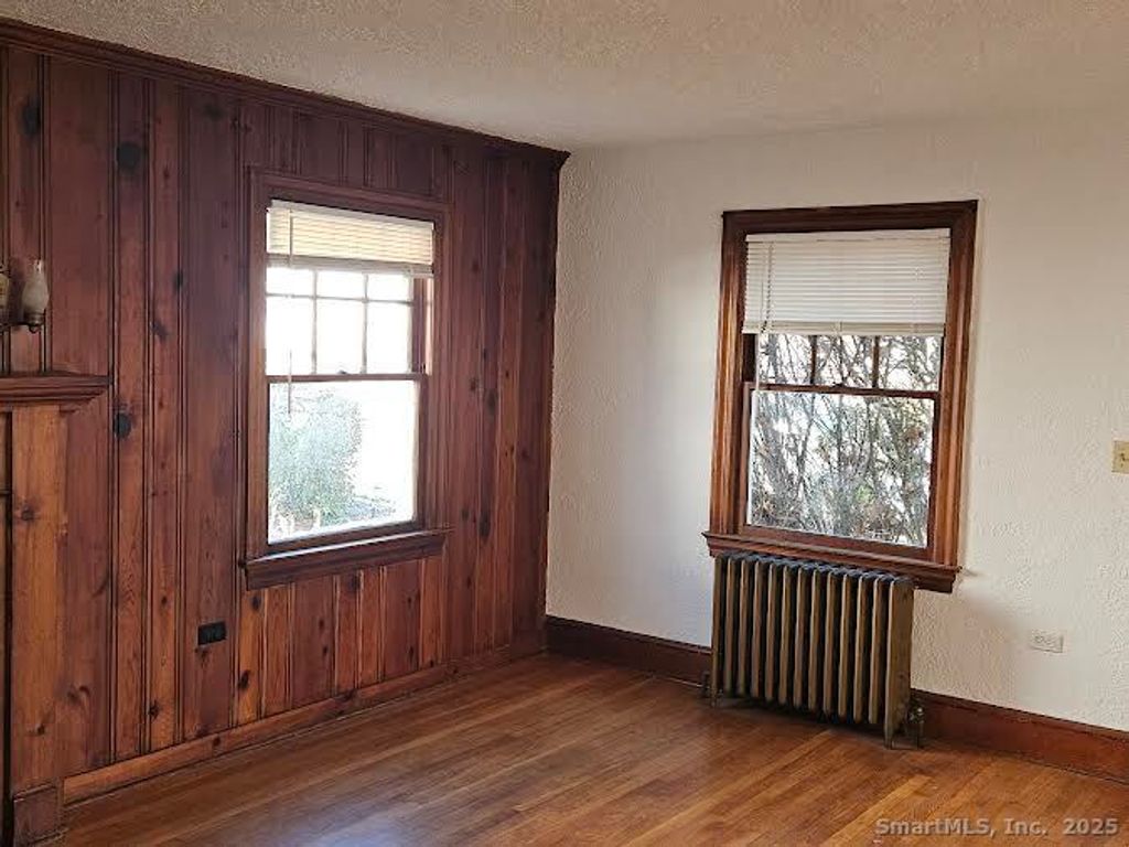 Photo of 16 Elton Court, Norwalk, CT 06851 (MLS # 24142611)