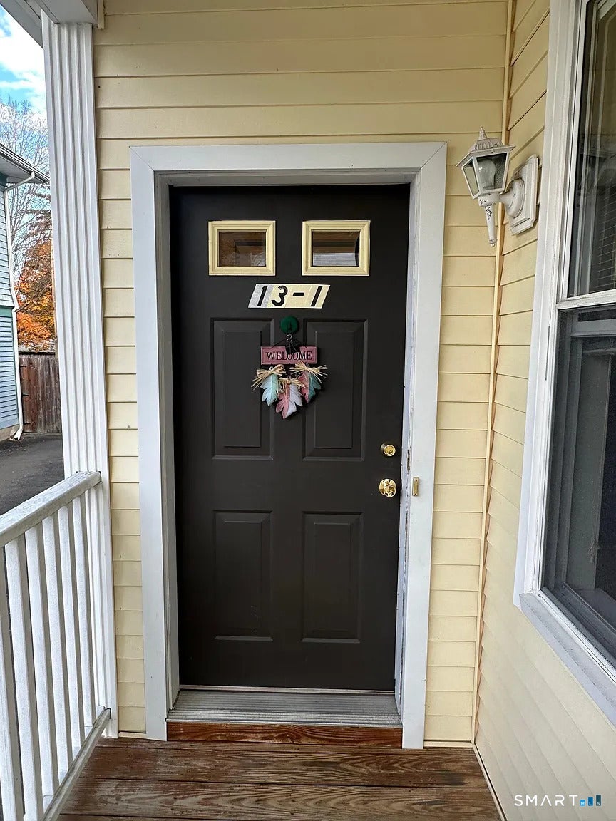 13 Forest Avenue