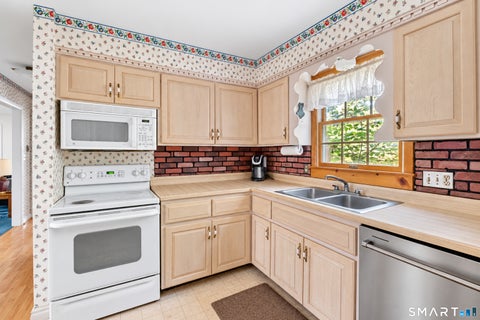 Tiny photo for 9 Stone Ranch Road, East Lyme, CT 06333 (MLS # 24204396)