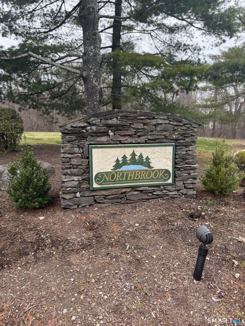 Condo For Sale - 10 Echowoods Circle #10<br/> Monroe, CT 06468