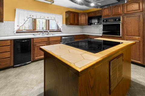 Tiny photo for 160 Munyan Road, Putnam, CT 06260 (MLS # 24134279)