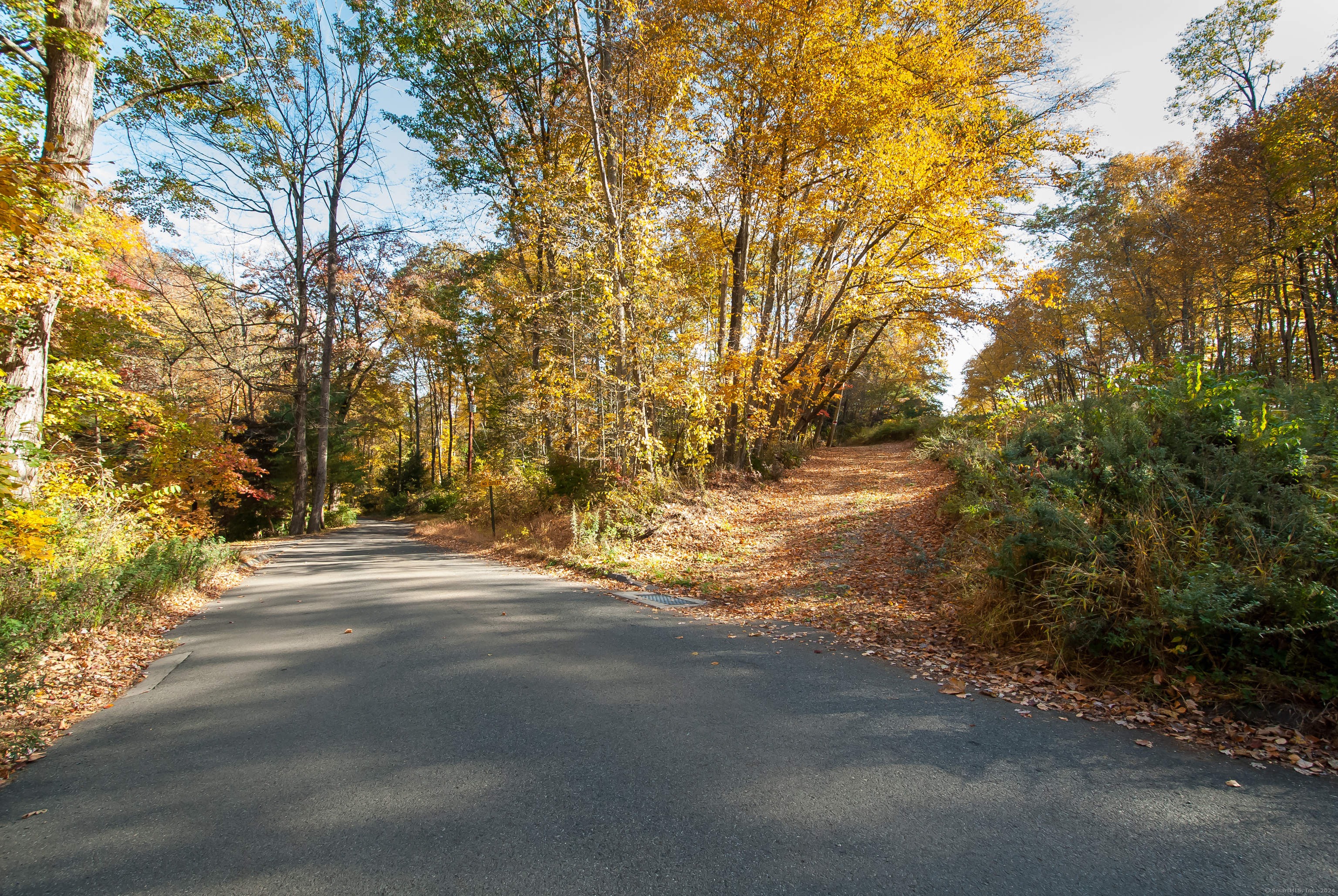 600 Berkshire Road, Southbury, Connecticut image 2
