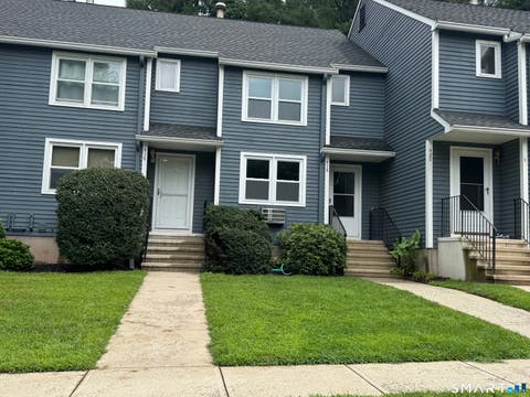 Condo For Sale - 418 Greens Loop Loop<br/> Cheshire, CT 06410