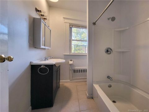 Tiny photo for 805 Edgewood Avenue #3, New Haven, CT 06515 (MLS # 24152805)