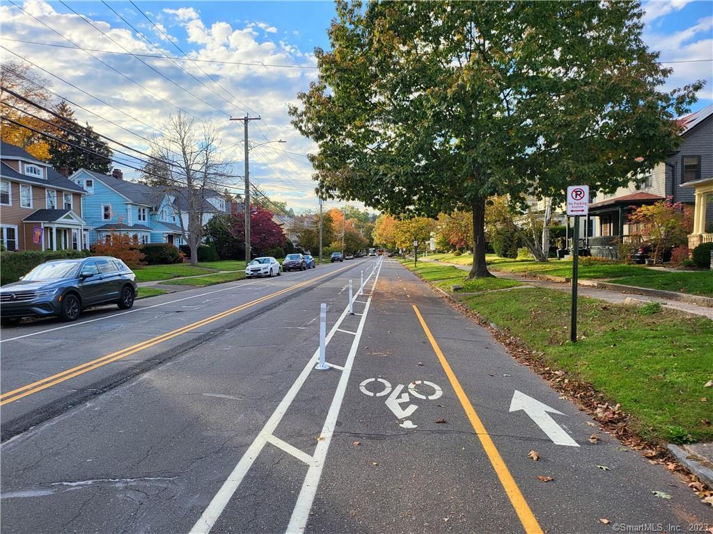 805 Edgewood Avenue 3