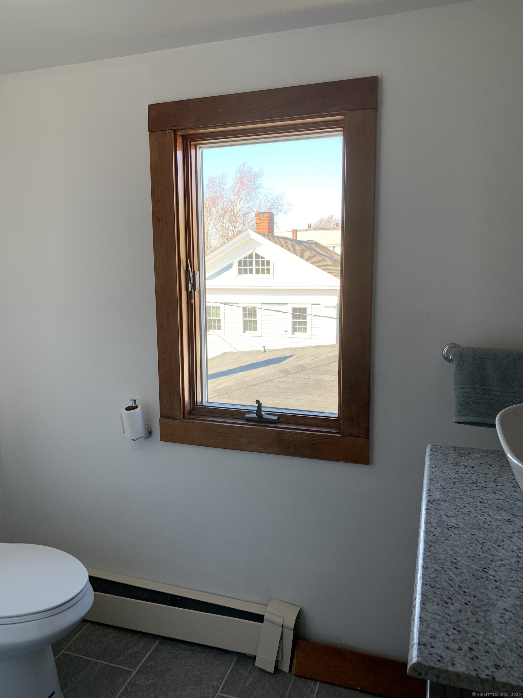 Stonington, Connecticut 06378, United States, 2 Bedrooms Bedrooms, ,2 BathroomsBathrooms,Residential,Active,151599