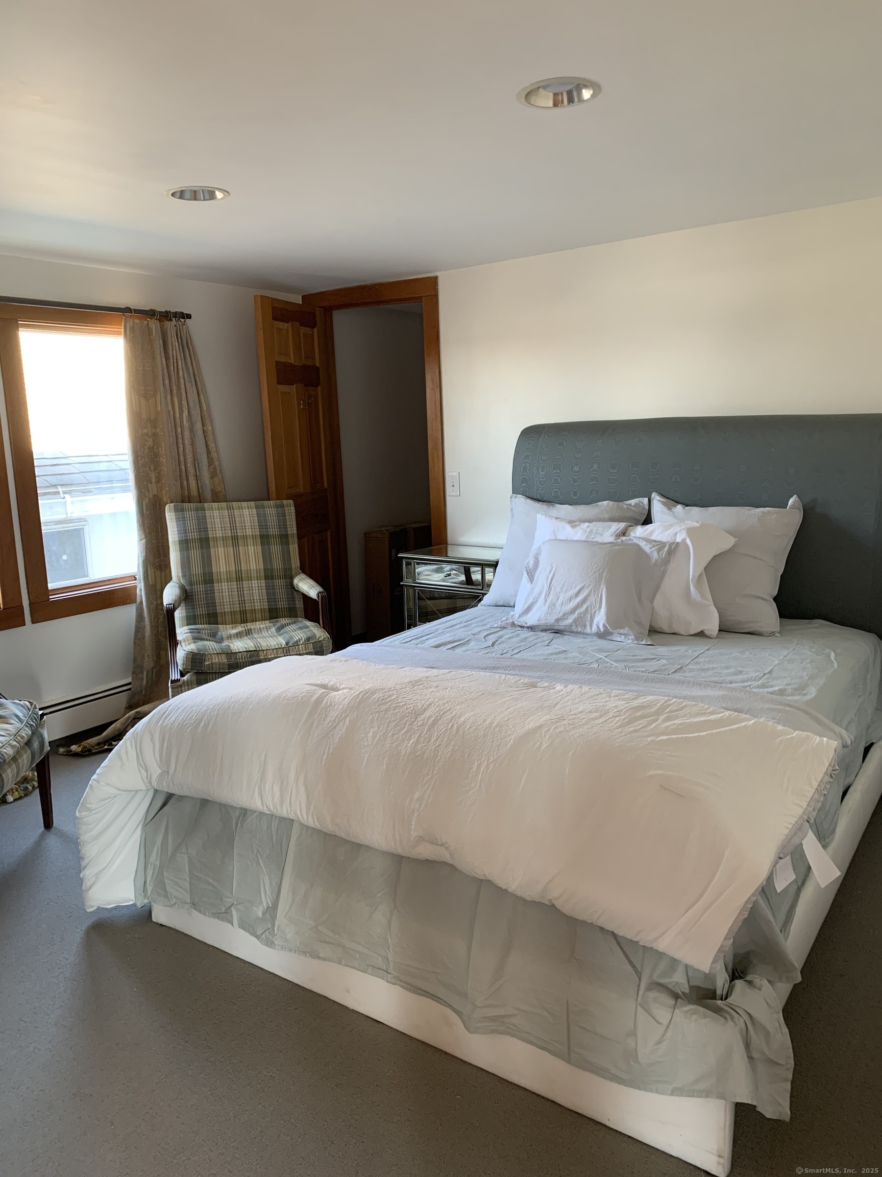 Stonington, Connecticut 06378, United States, 2 Bedrooms Bedrooms, ,2 BathroomsBathrooms,Residential,Active,151599