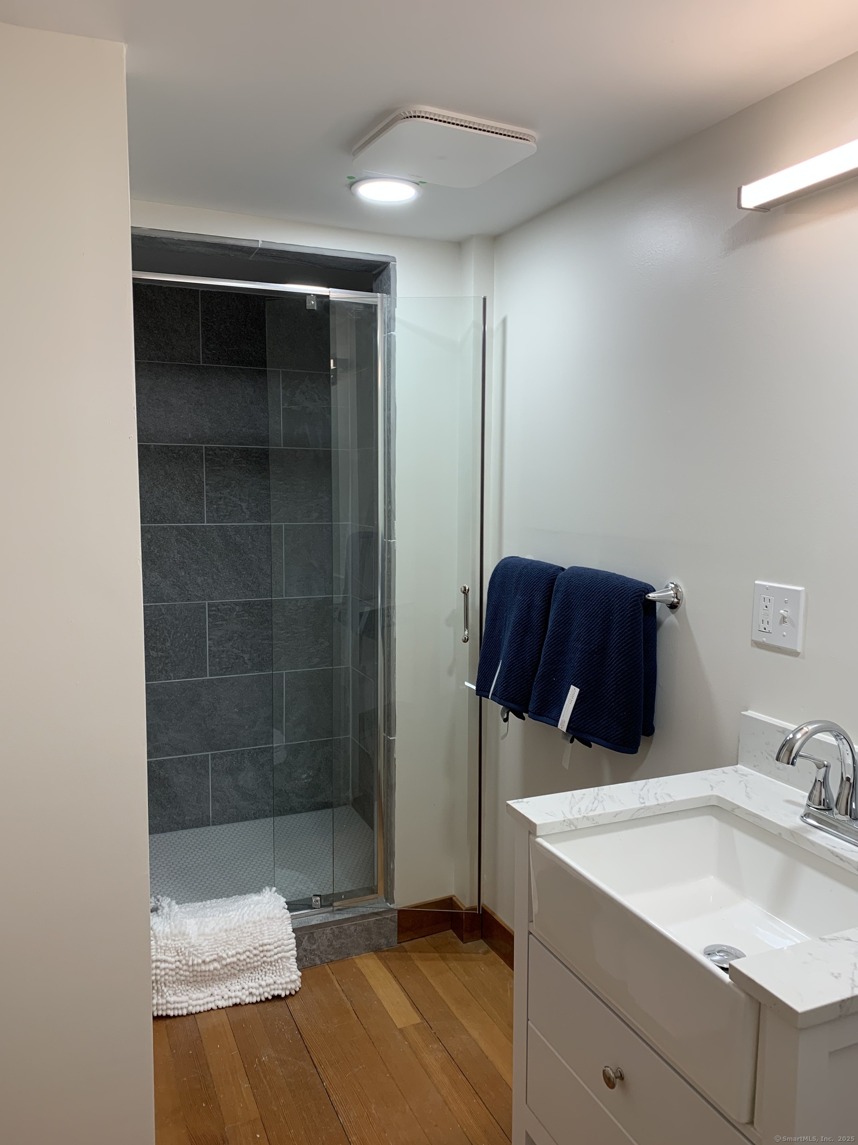 Stonington, Connecticut 06378, United States, 2 Bedrooms Bedrooms, ,2 BathroomsBathrooms,Residential,Active,151599