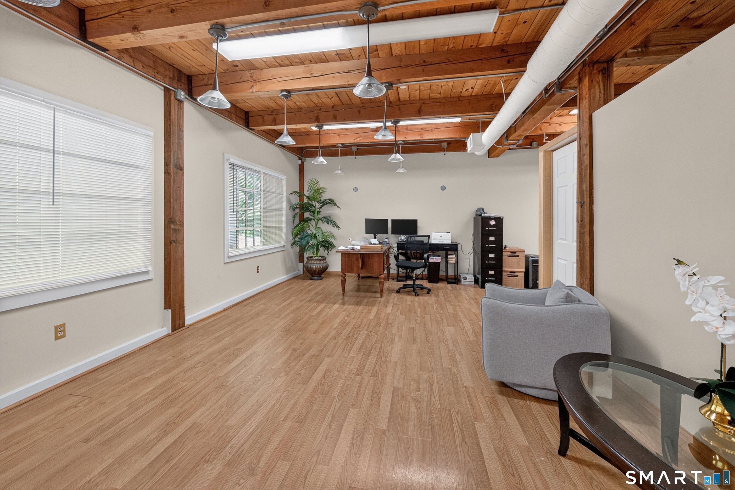 908 South Meriden Road 3