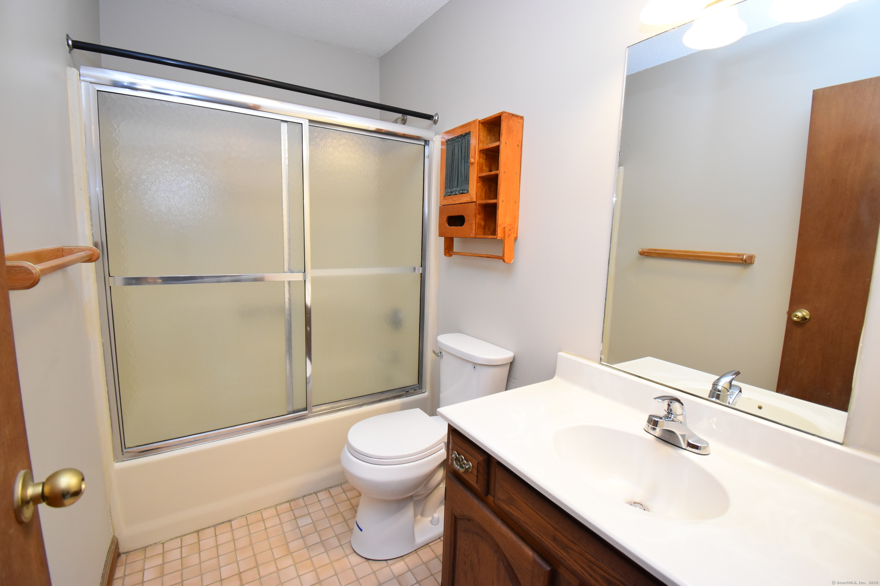 25 Malone Drive #1, Waterbury, Connecticut image 14