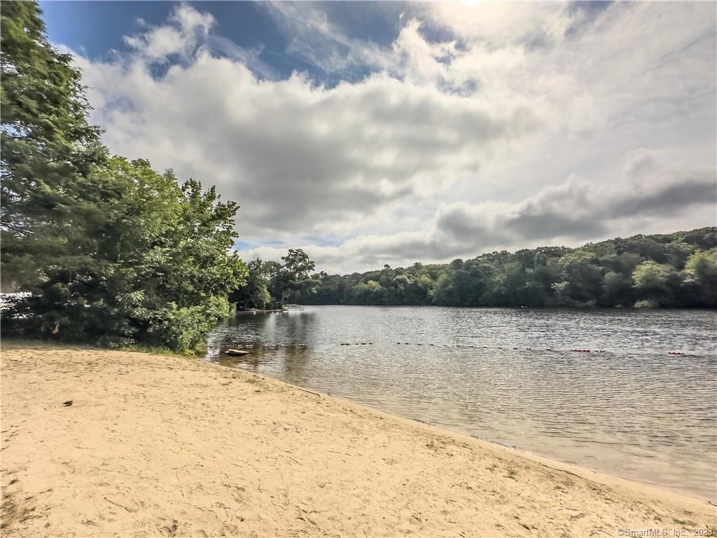 19 Shore Road, Voluntown, Connecticut image 13