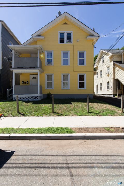 Photo of 96 Franklin Street, Meriden, CT 06450 (MLS # 24168173)