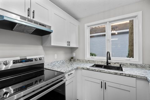 Tiny photo for 226 E Main Street #APT 4, Bristol, CT 06010 (MLS # 24130745)