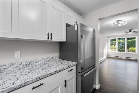 Tiny photo for 226 E Main Street #APT 4, Bristol, CT 06010 (MLS # 24130745)
