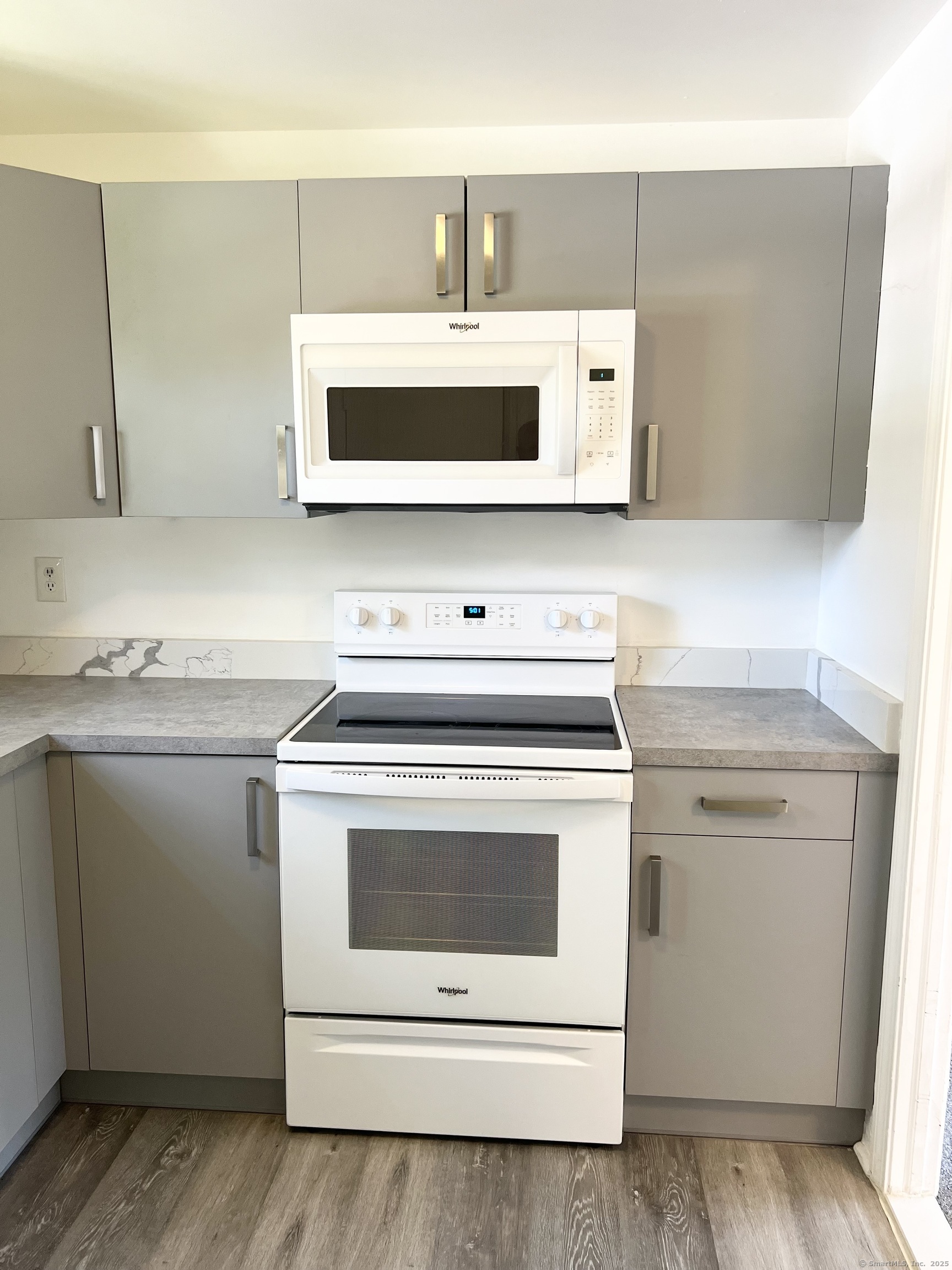 9 Grandview Drive 43D