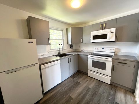 Tiny photo for 9 Grandview Drive #43D, Farmington, CT 06032 (MLS # 24118232)