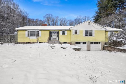 Photo of 10 Pasture Lane, Simsbury, CT 06092 (MLS # 24147890)