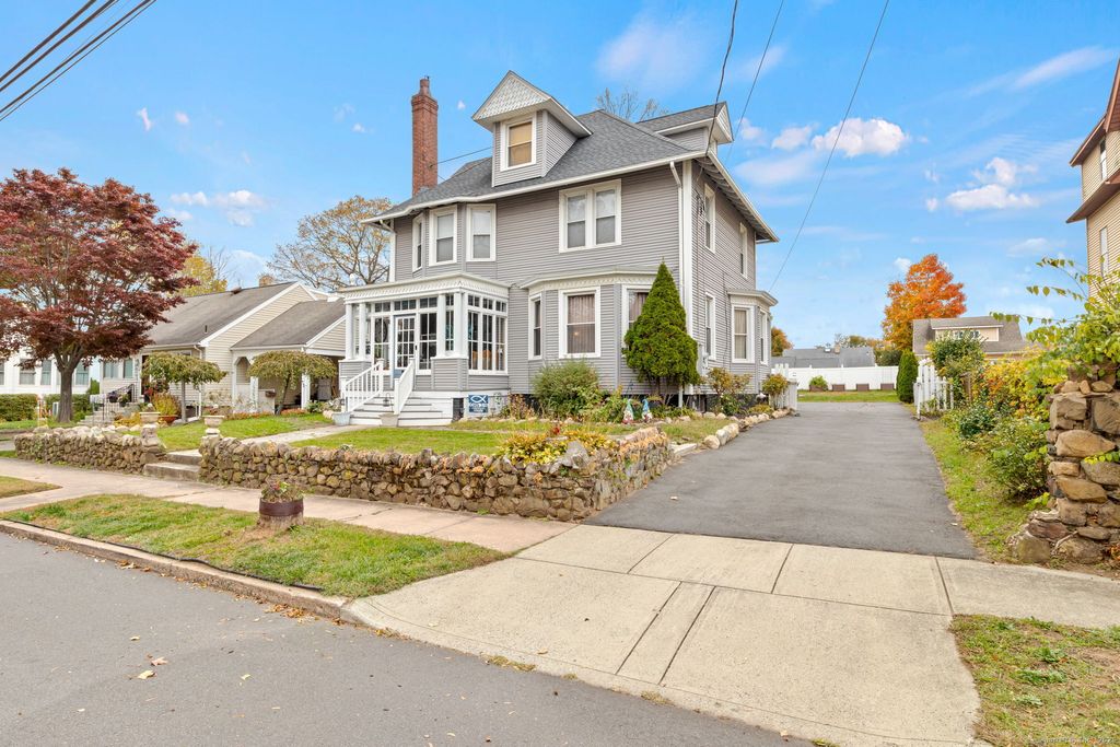 Photo of 39 Forbes Place, East Haven, CT 06512 (MLS # 24137401)