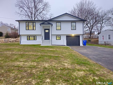 Photo of 2322 Nichols Avenue, Stratford, CT 06614 (MLS # 24096719)