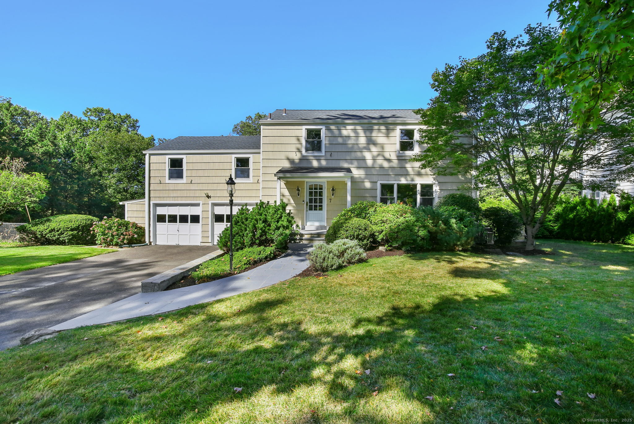 7 Pleasant View Place