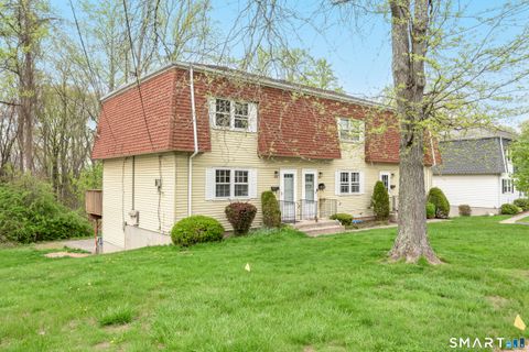 Photo of 132 Skyridge Road #132, Bristol, CT 06010 (MLS # 24172127)