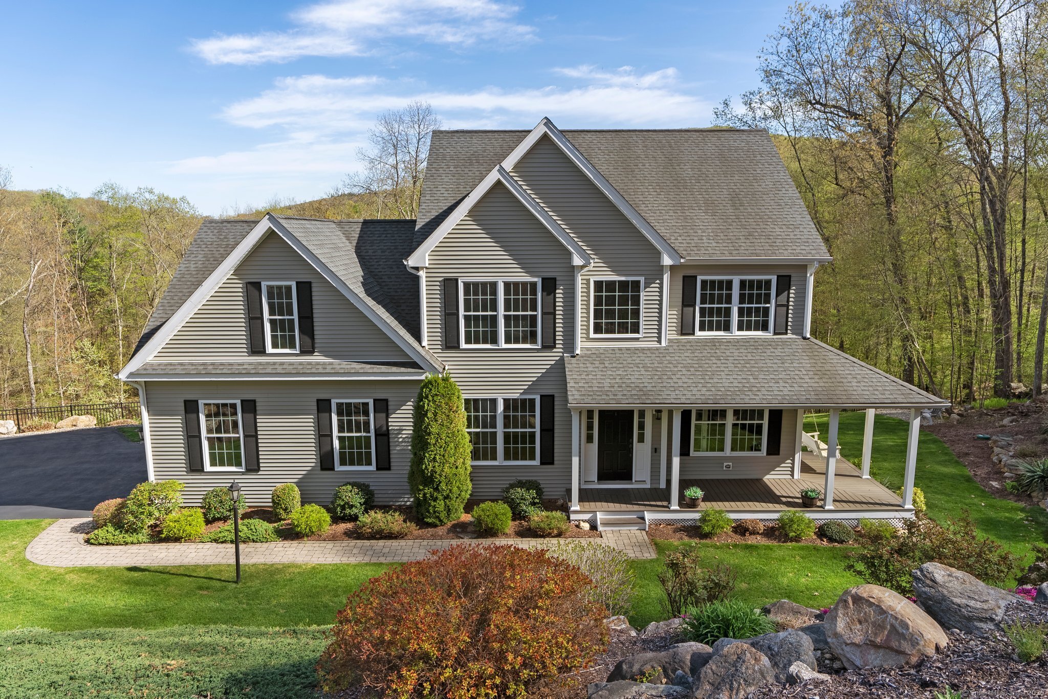 5 Shire Way, Burlington, Connecticut image 1