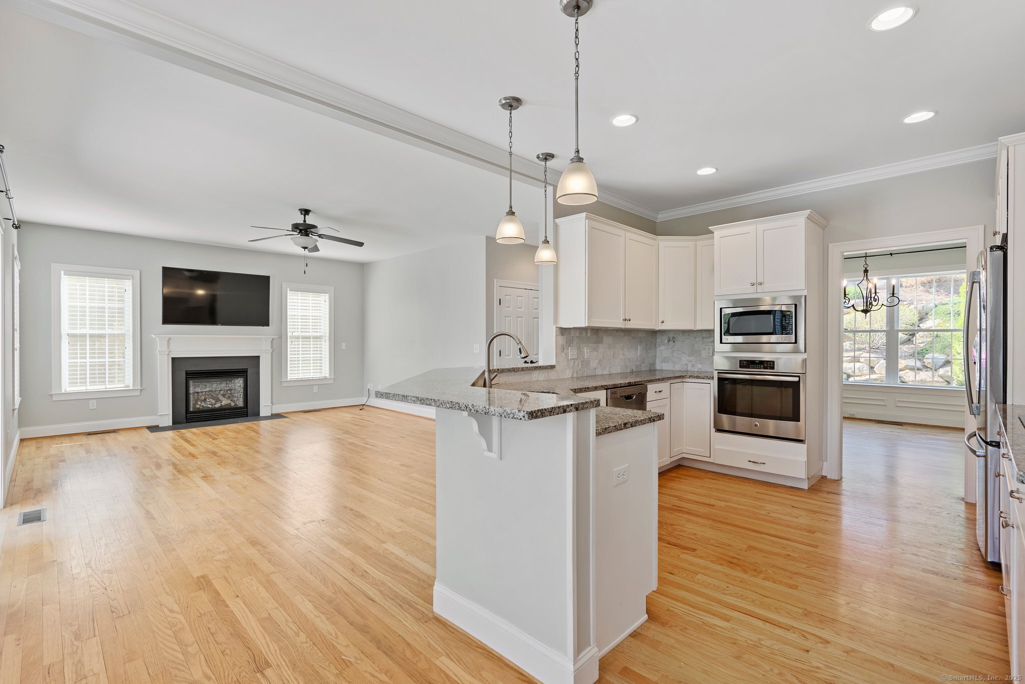 5 Shire Way, Burlington, Connecticut image 12