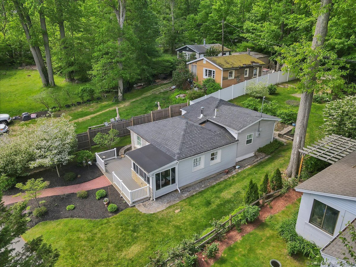 538 Winthrop Road 5
