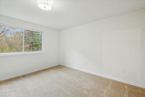 Tiny photo for 11 Mallard Circle #11, Simsbury, CT 06081 (MLS # 24135556)