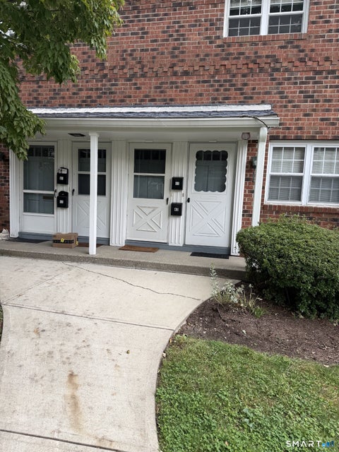 Tiny photo for 245 Unquowa Road #42, Fairfield, CT 06824 (MLS # 24211070)