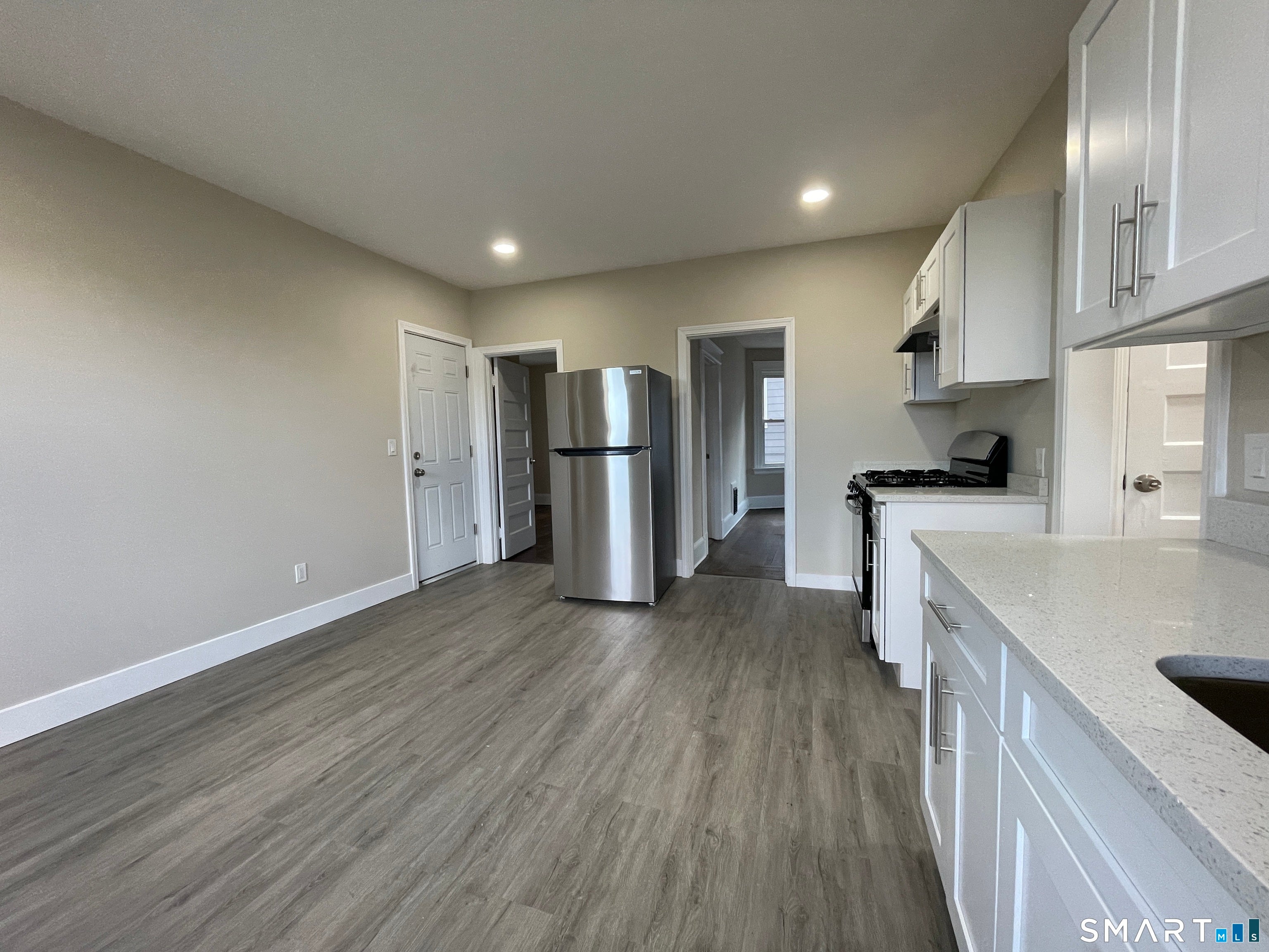 541 Church Street 2