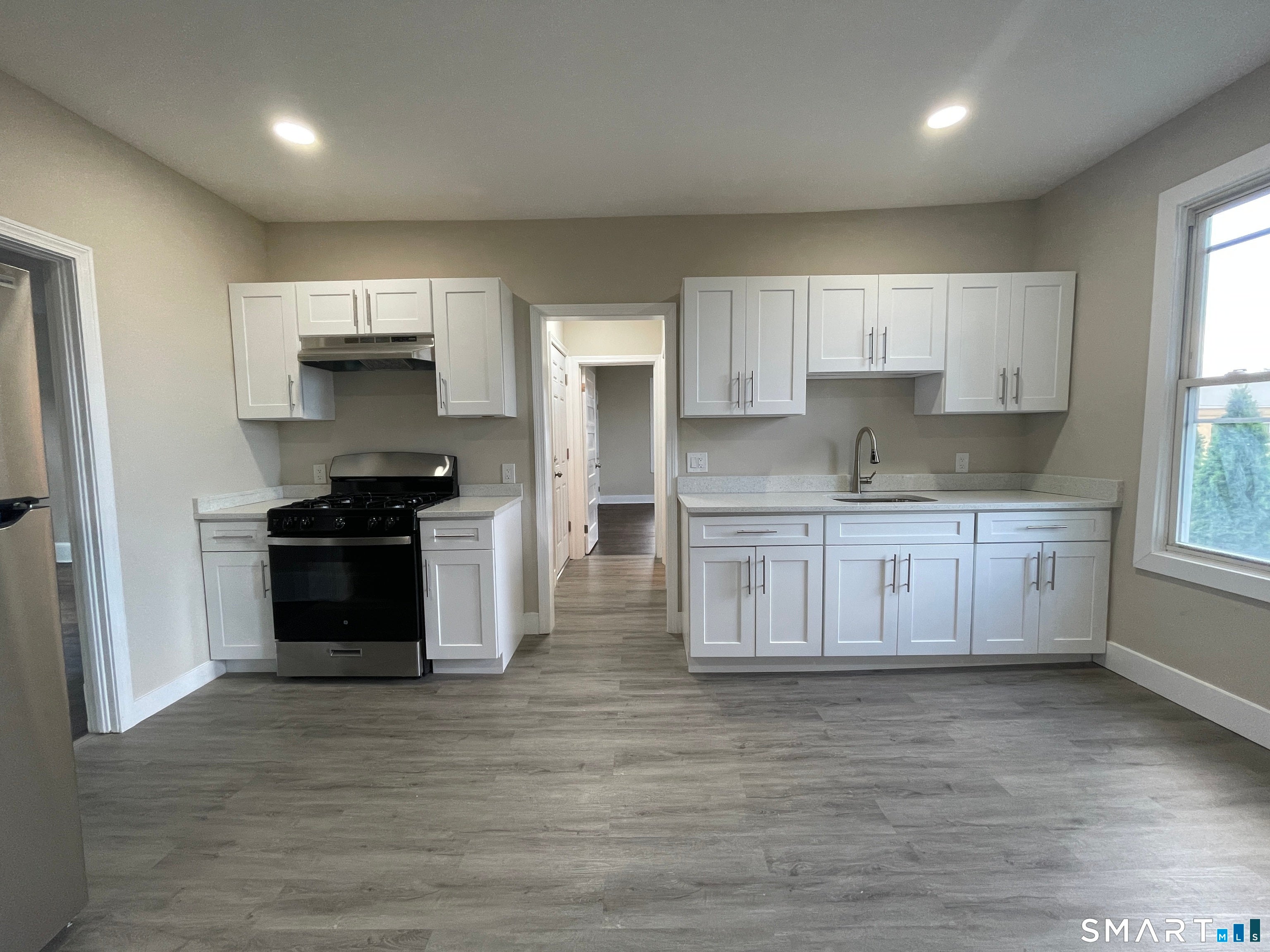 541 Church Street 2