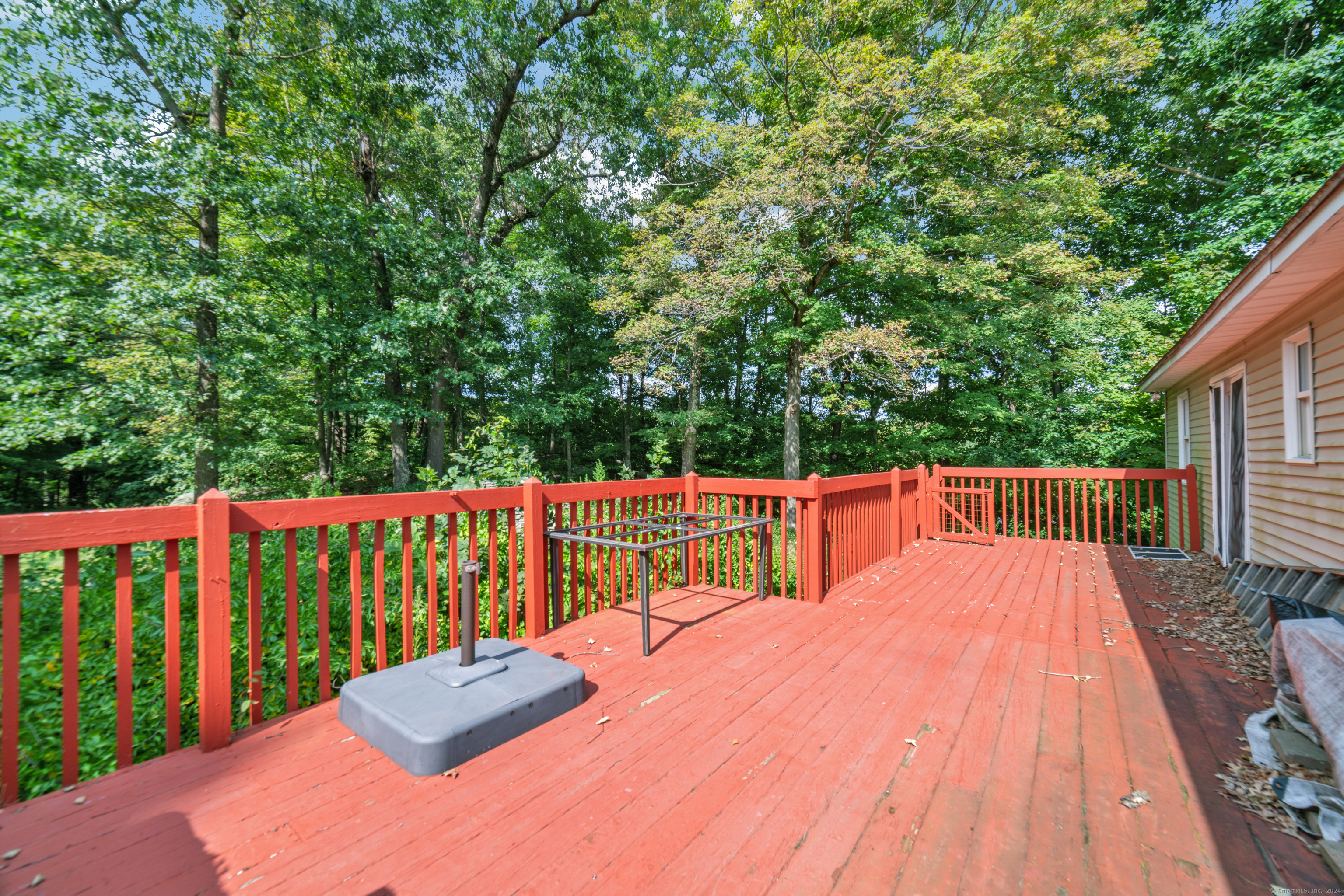 32 Tuttle Court, Bethany, Connecticut image 35