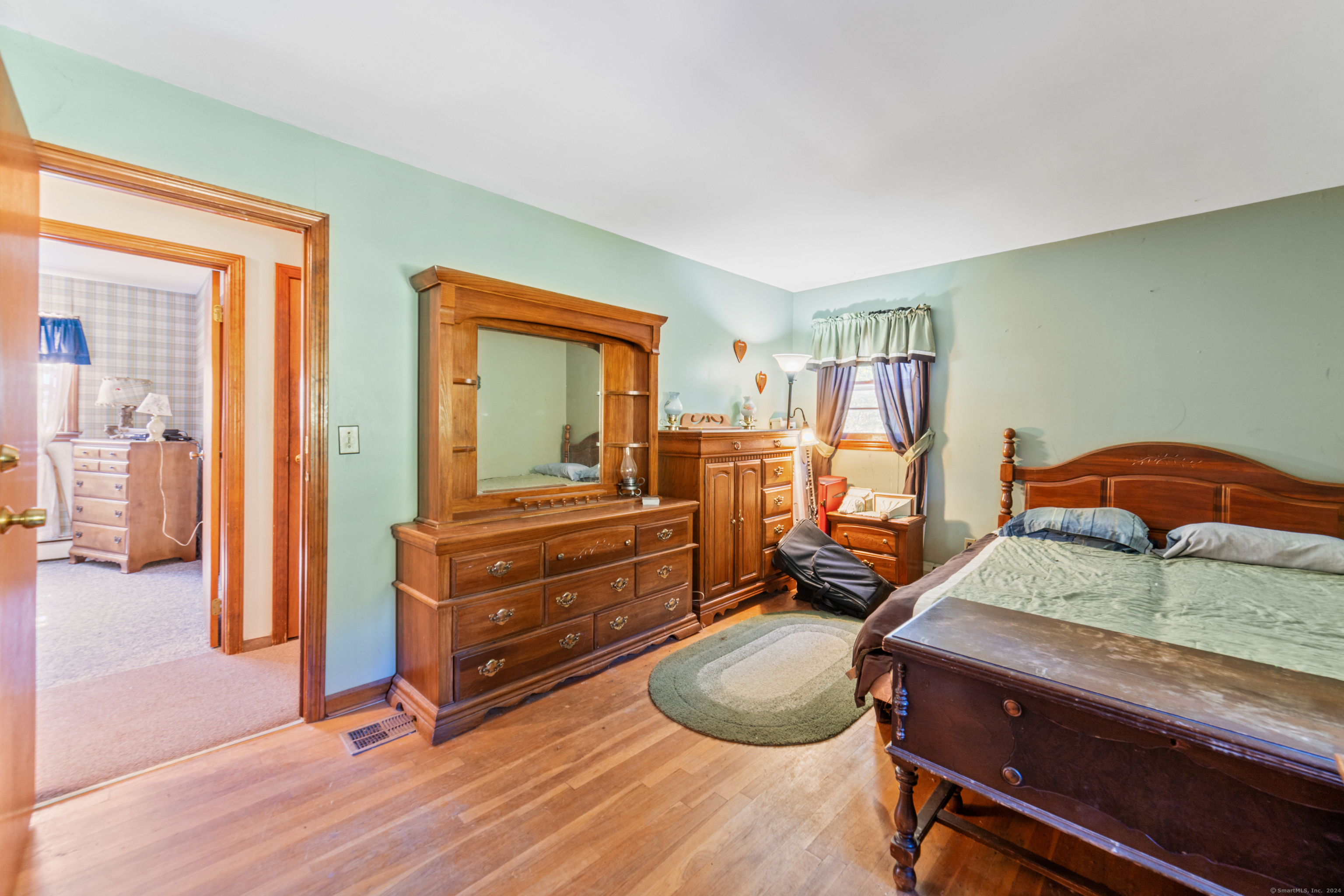 32 Tuttle Court, Bethany, Connecticut image 16