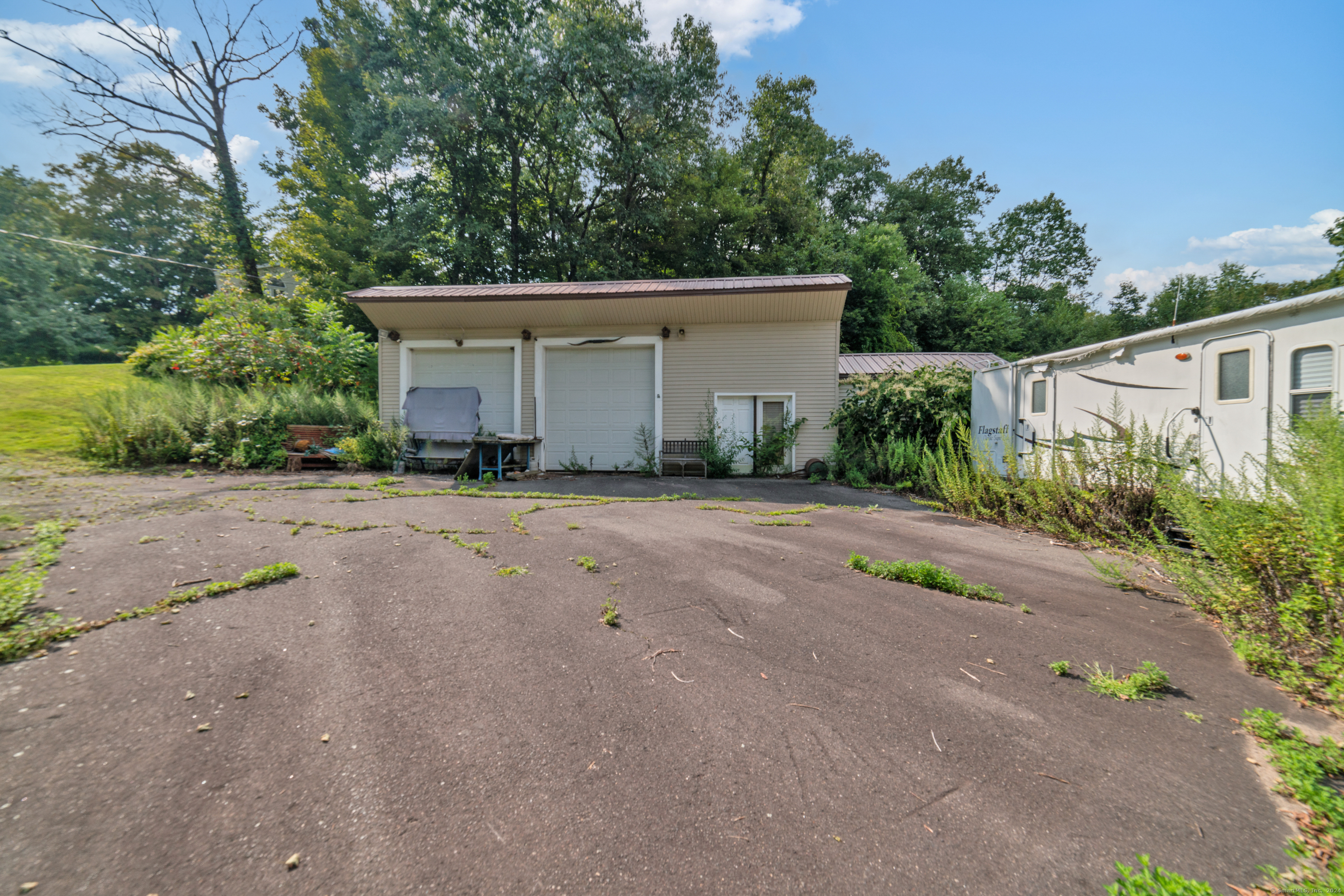32 Tuttle Court, Bethany, Connecticut image 36
