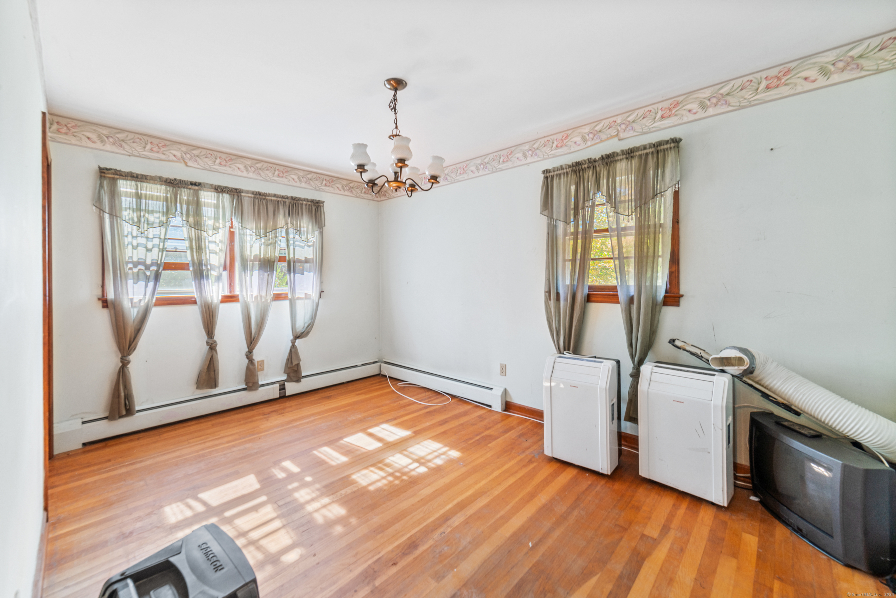 32 Tuttle Court, Bethany, Connecticut image 19