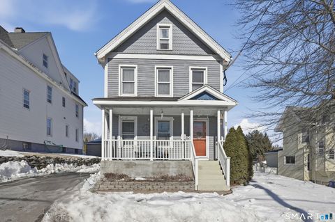 Photo of 944 Longbrook Avenue, Stratford, CT 06614 (MLS # 24151593)