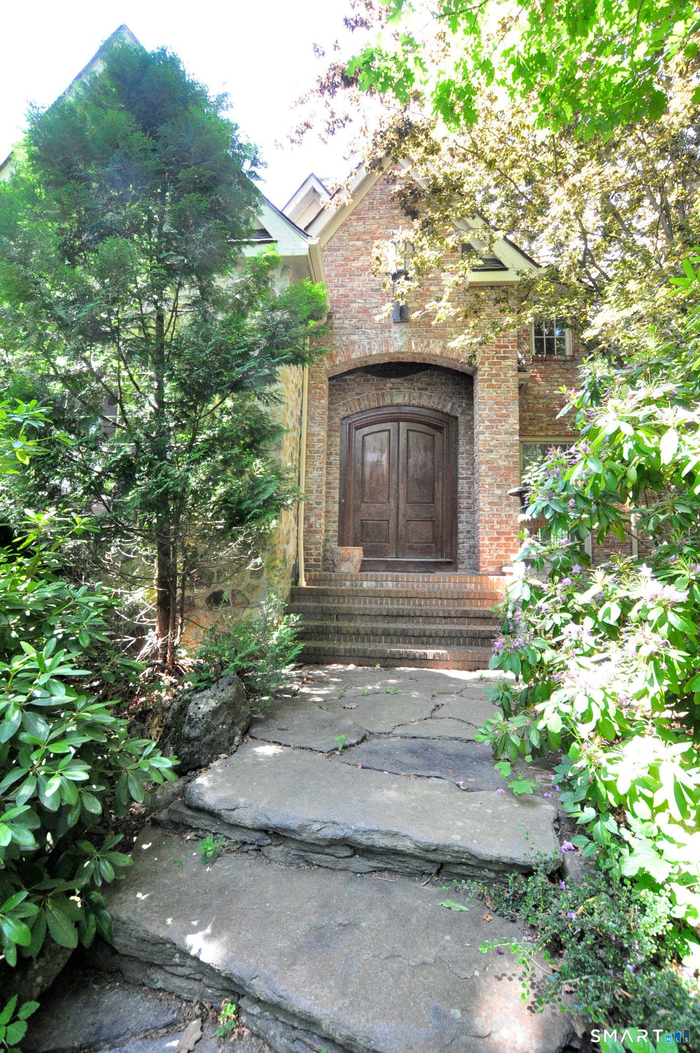 22 Thronebrook Road