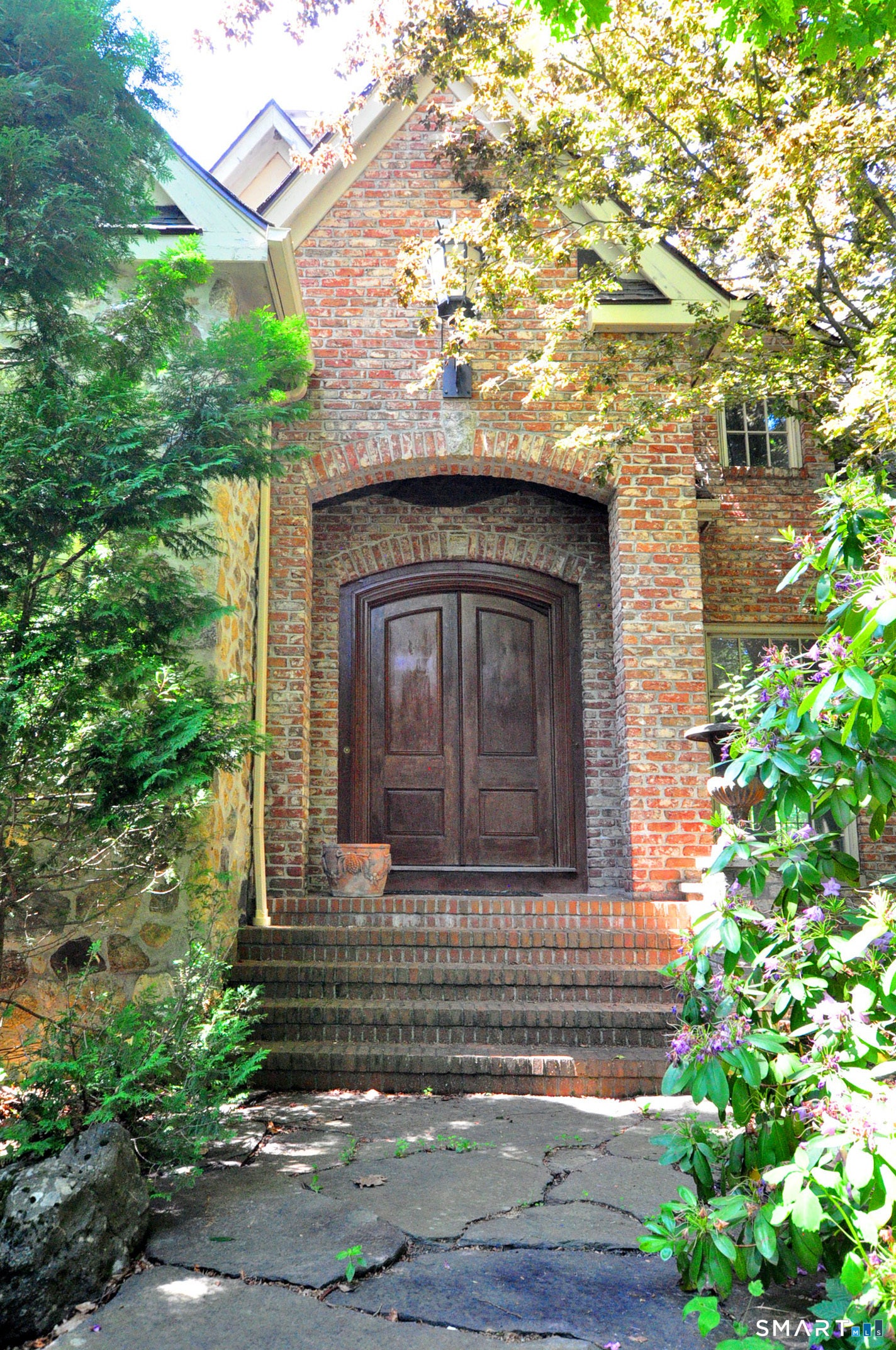 22 Thronebrook Road
