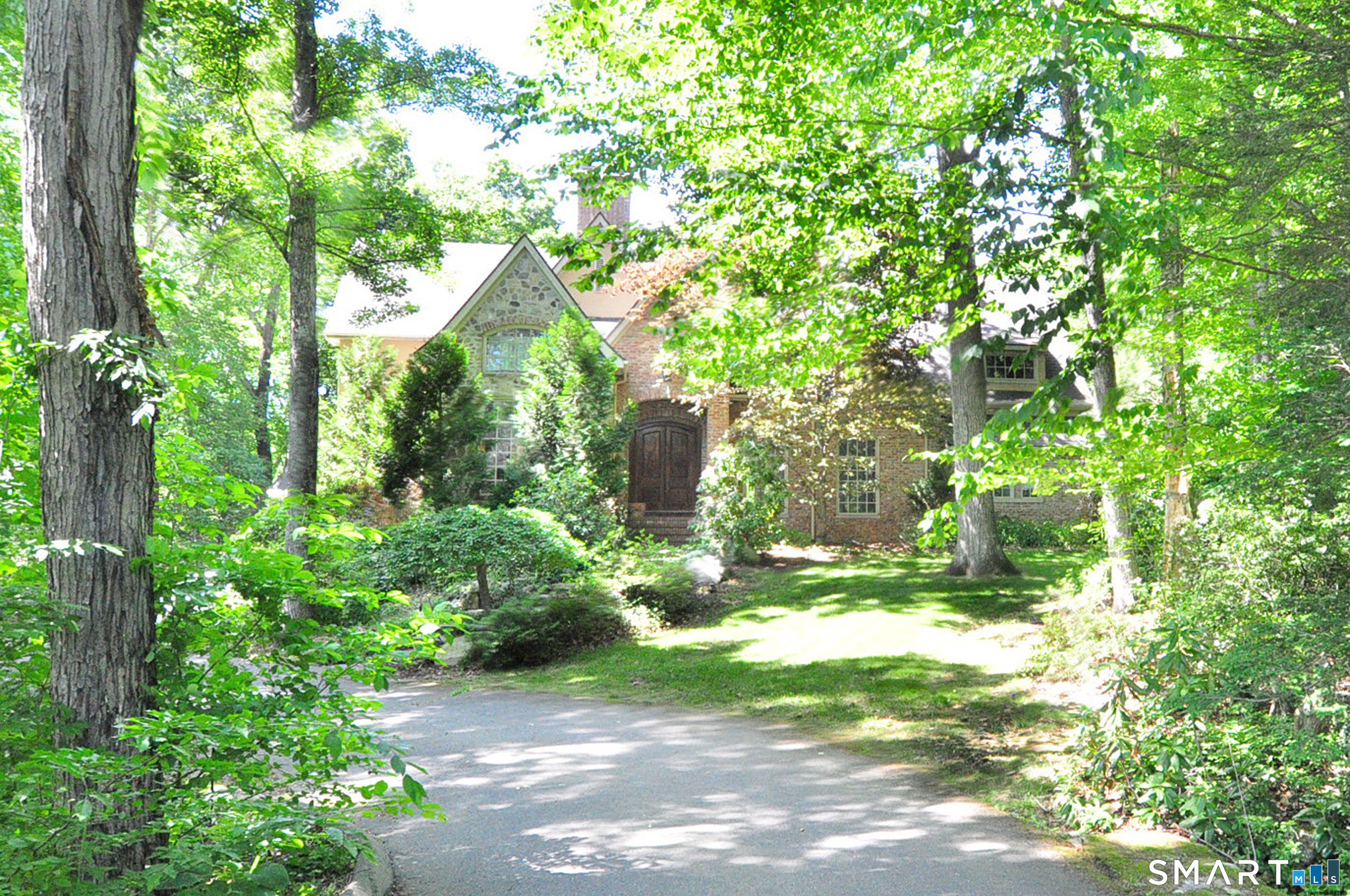 22 Thronebrook Road
