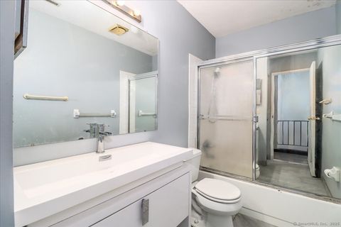 Tiny photo for 19 Stonegate Circle #D, Branford, CT 06405 (MLS # 24135124)