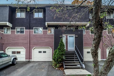 Tiny photo for 19 Stonegate Circle #D, Branford, CT 06405 (MLS # 24135124)