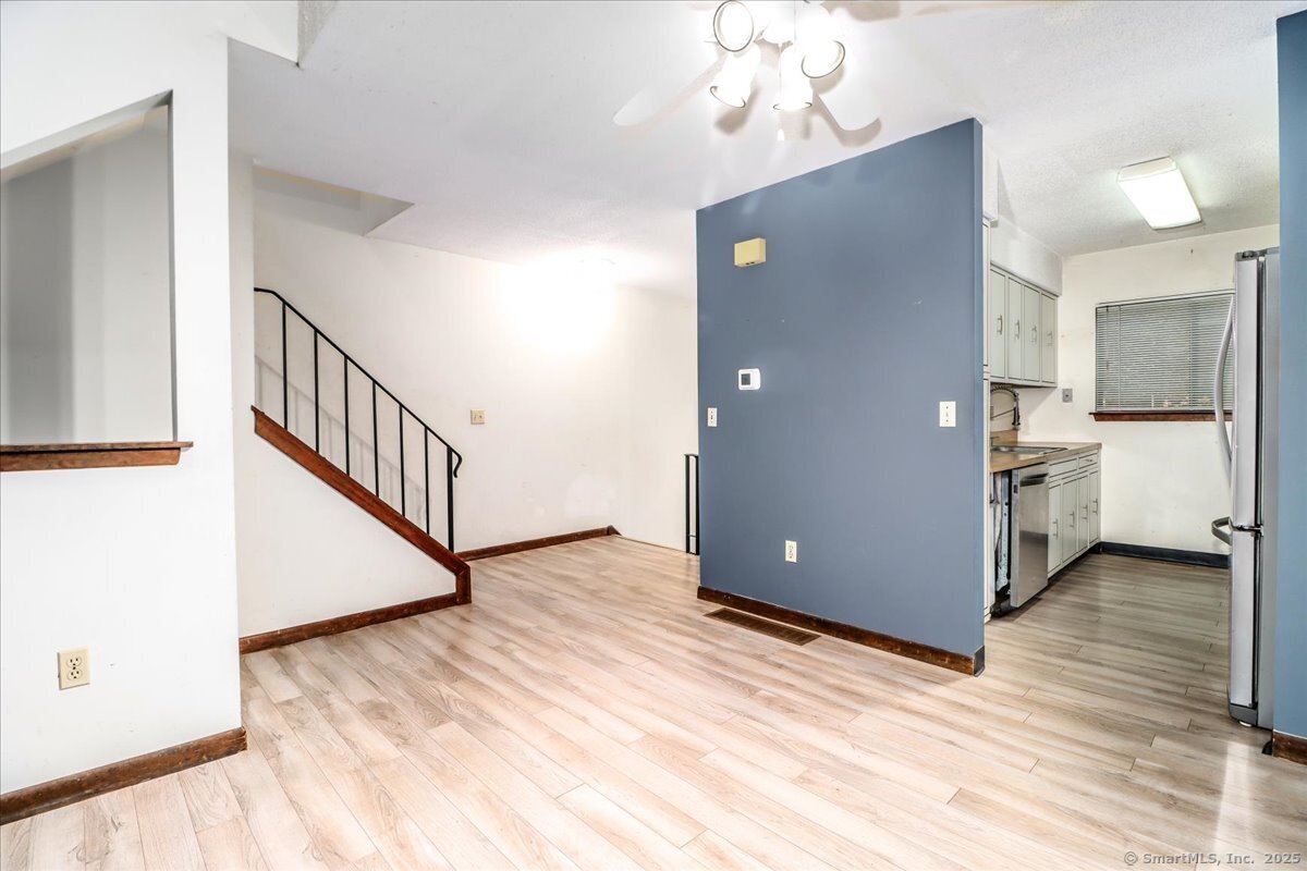 19 Stonegate Circle D