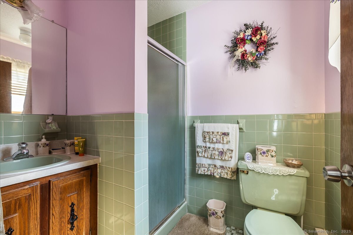 810 Roosevelt Drive, Derby, Connecticut image 17
