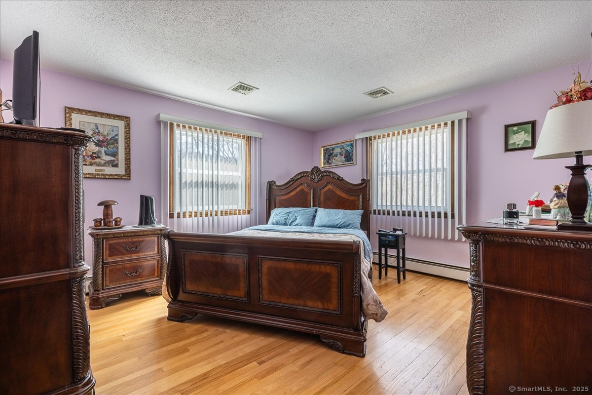 810 Roosevelt Drive, Derby, Connecticut image 14