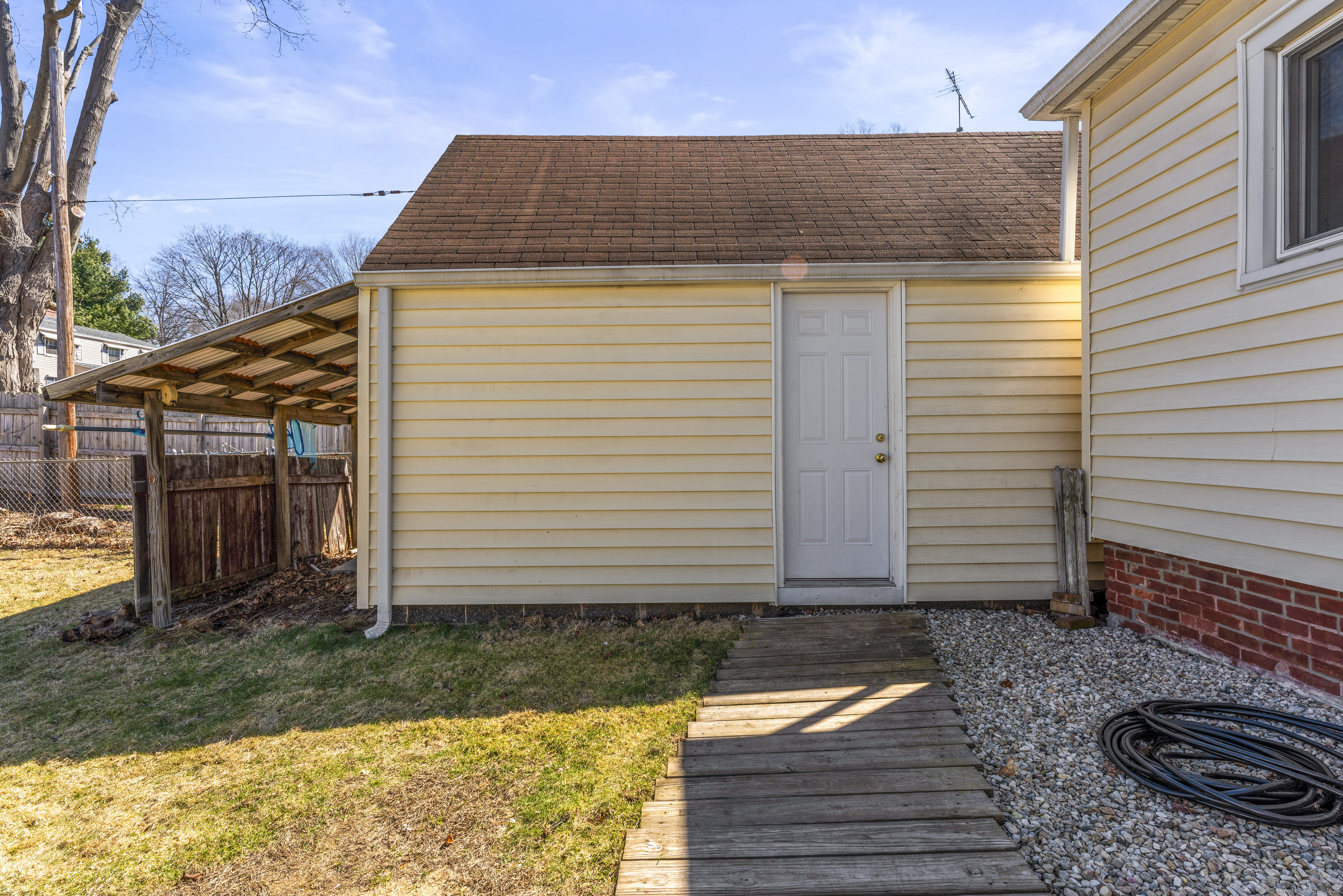 24 Harrington Street, Meriden, Connecticut image 4