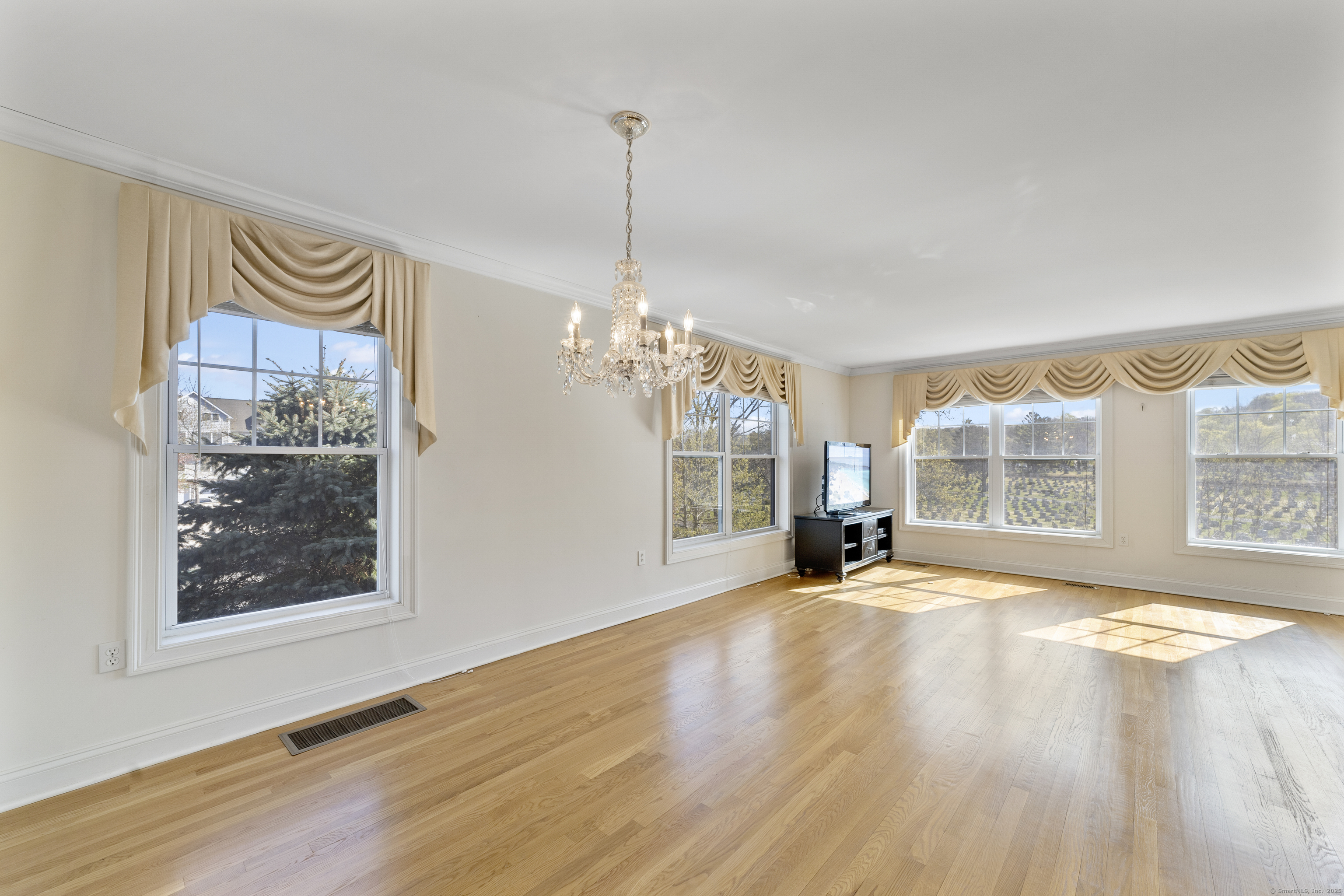 85 Camp Avenue #APT 8I, Stamford, Connecticut image 2