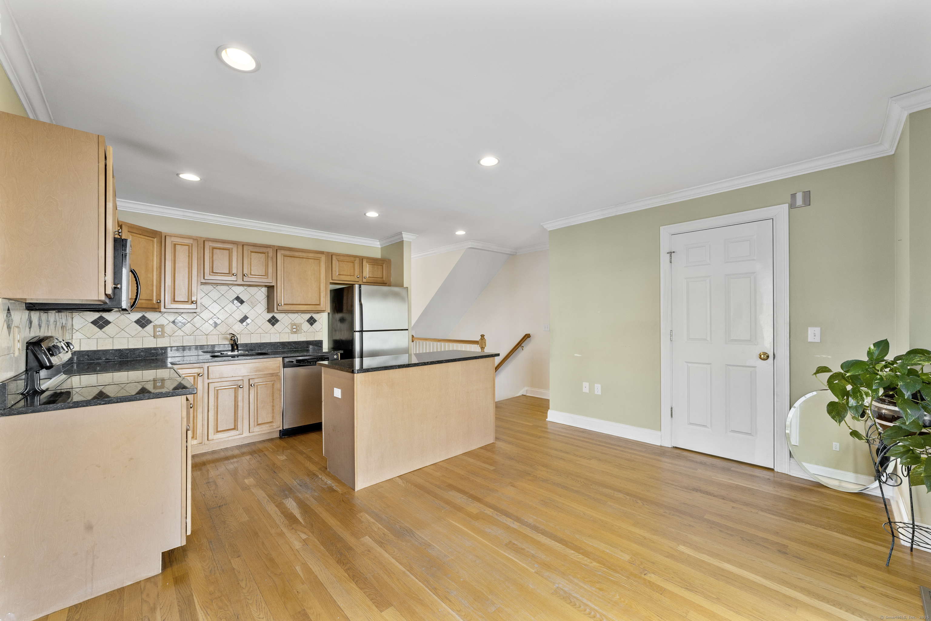 85 Camp Avenue #APT 8I, Stamford, Connecticut image 6