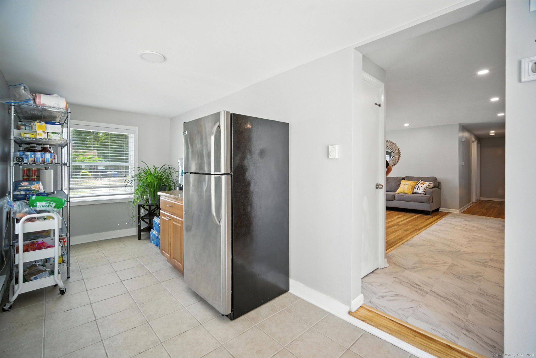 Enfield, Connecticut 06082, United States, 3 Bedrooms Bedrooms, ,2 BathroomsBathrooms,Residential,Active,160608